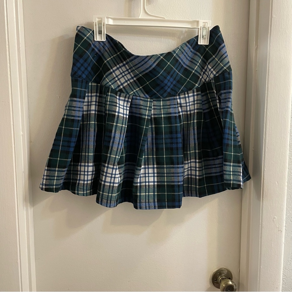 American Eagle Stretch Plaid Mini Skirt – Blue & Green Preppy Vibes (Size: 16)